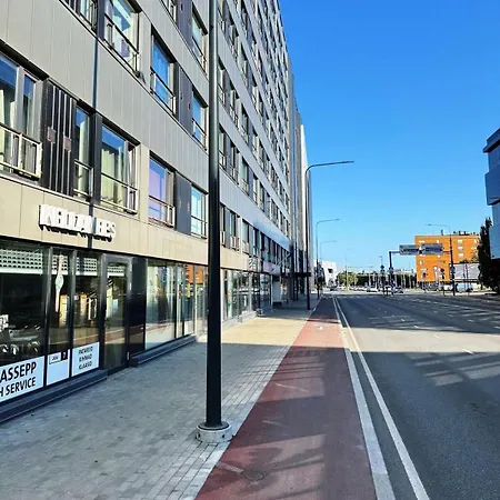 Modern 1br Near Port & Center Lägenhet *